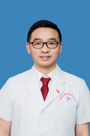 DAP03572廉世寬 工號1025 副主任醫(yī)師 兒科科主任 黨員_副本.jpg